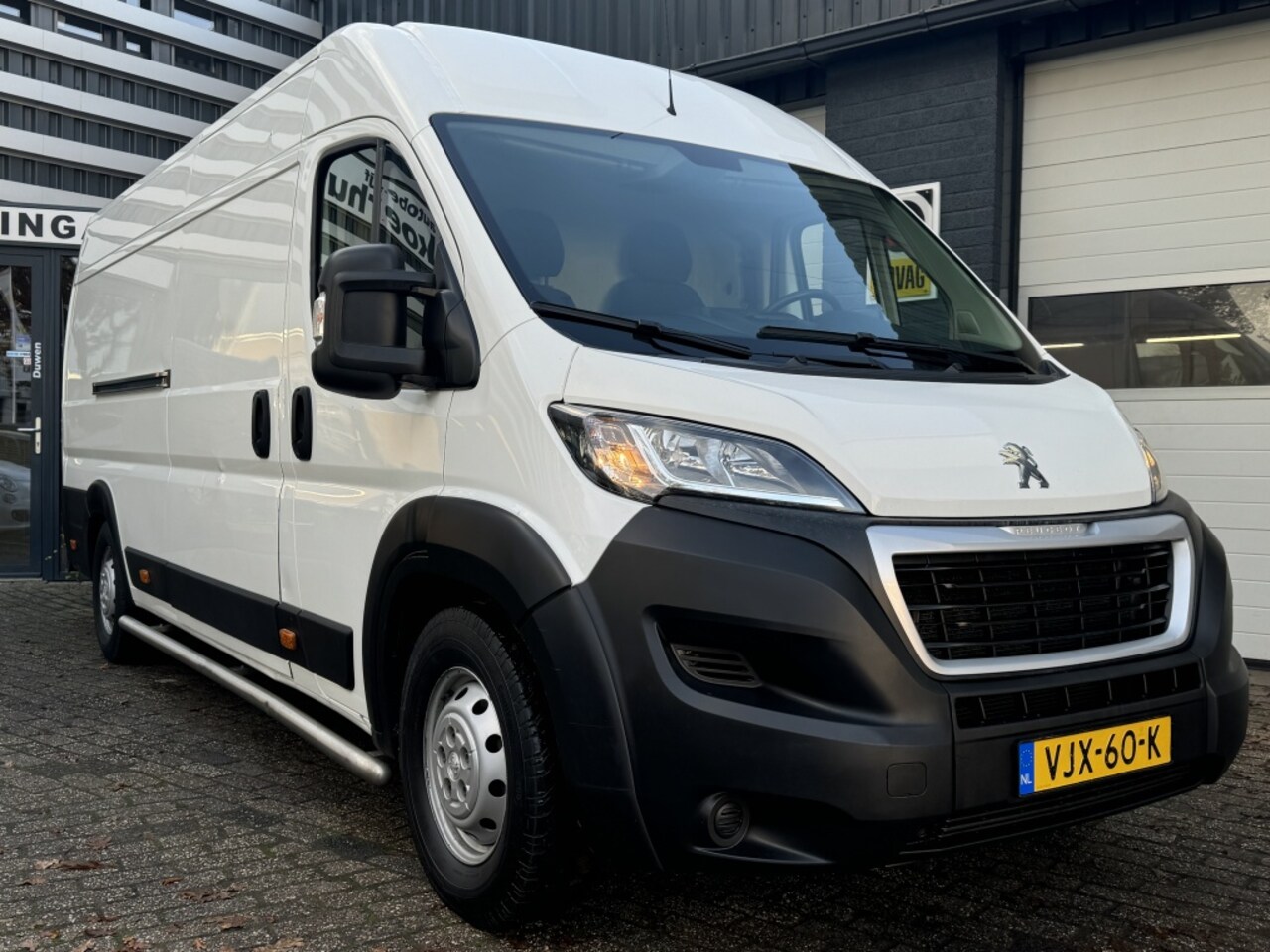 Peugeot Boxer - 435 2.2 HDI L4H2 435 2.2 HDI L4H2ZwPr - AutoWereld.nl