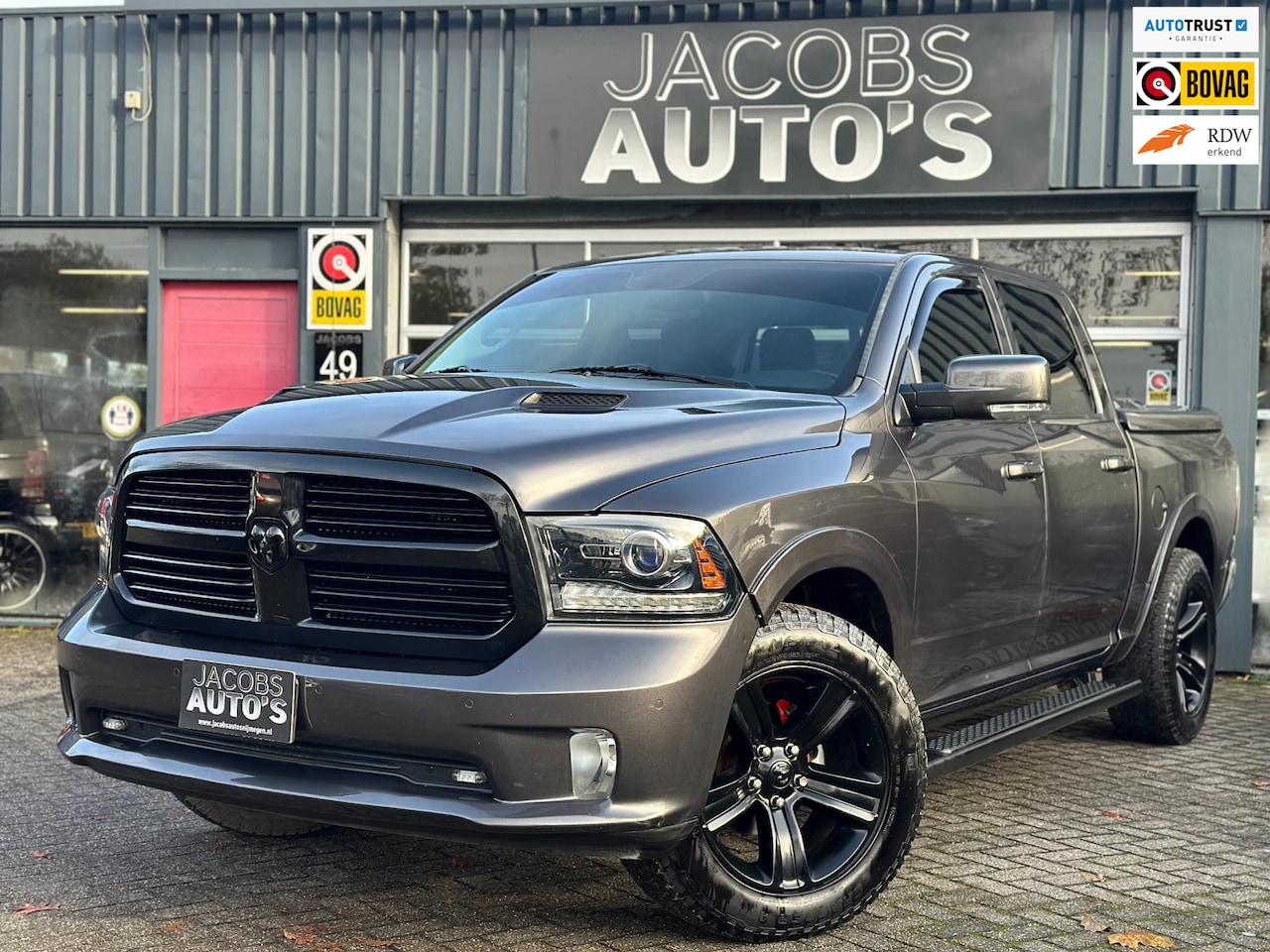 Dodge Ram 1500 - 5.7 V8 CrewCab 6'4 Sport - AutoWereld.nl