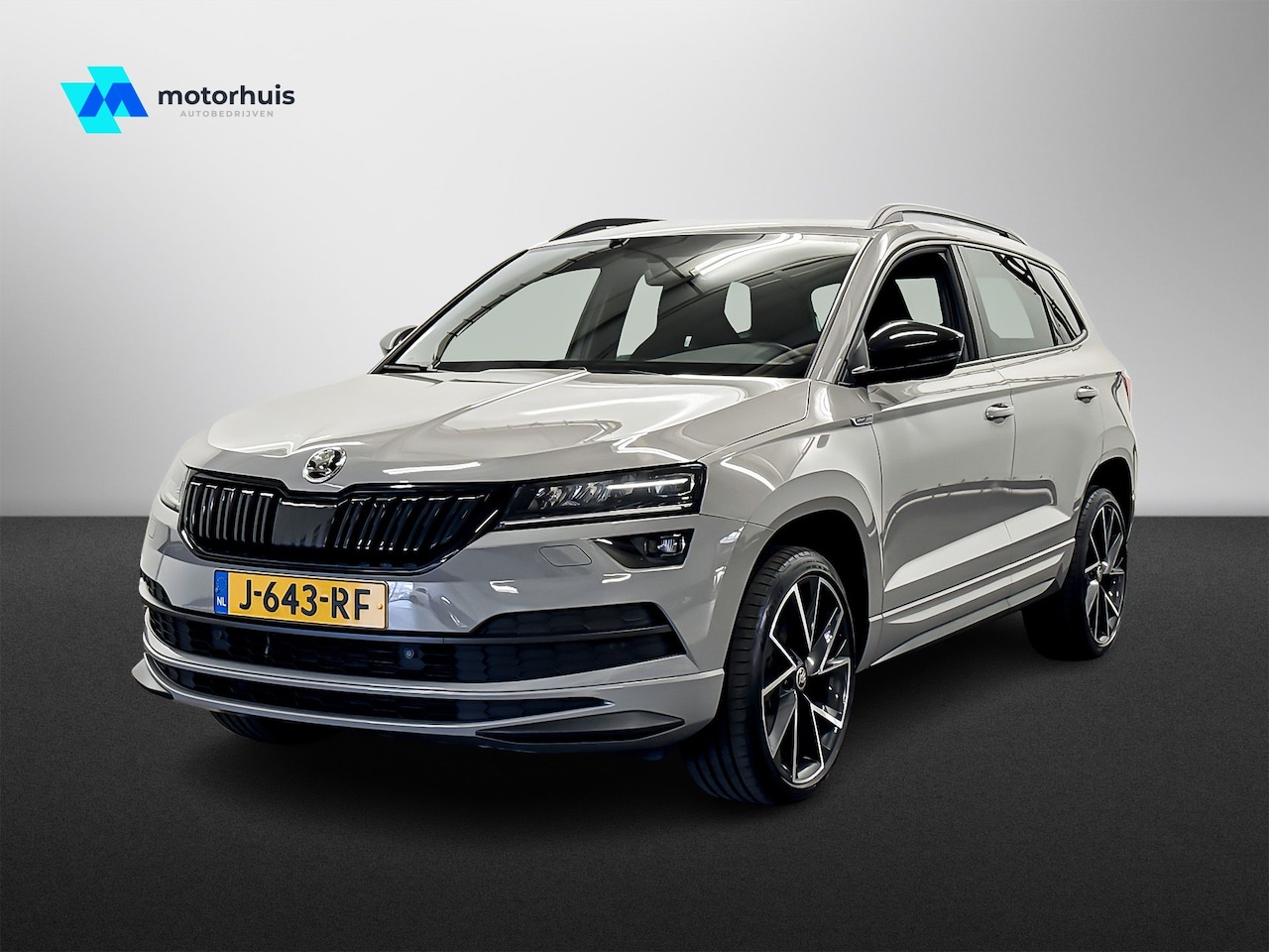 Skoda Karoq - 1.5 TSI 150PK SPORTLINE BUSINESS NAVI VIRTUAL COCKPIT FULL LED SPORTSEATS TREKHAAK CAMERA - AutoWereld.nl