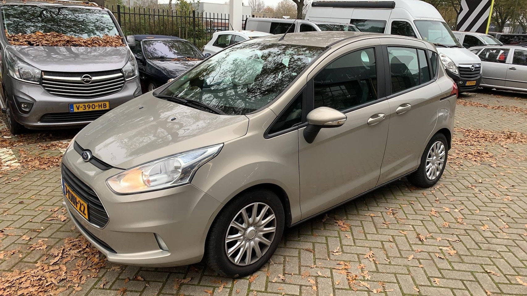 Ford B-Max - 1.6 TI-VCT Trend "Wordt Verwacht" | AUTOMAAT | Airco | CD Speler | Elektrische ramen | rad - AutoWereld.nl