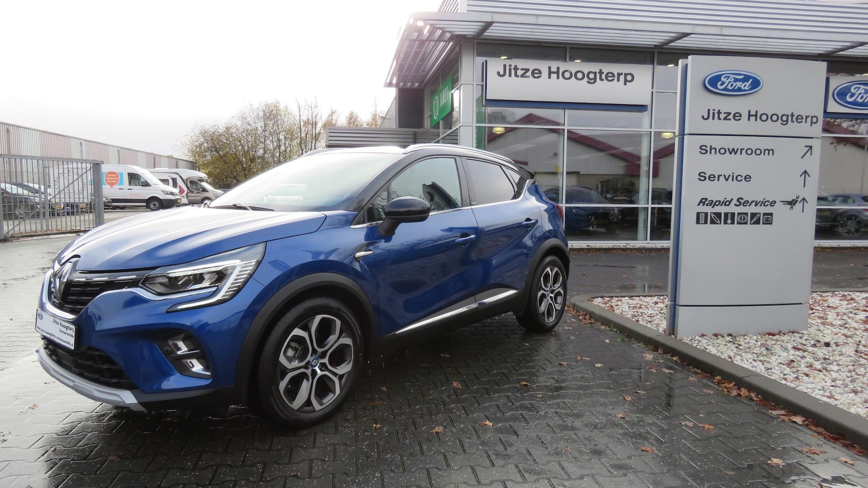 Renault Captur - 1.6 E-Tech Plug-in Hybrid 160 Intens PDC, Stoel verw., Camera, Cruise, 15354 km !! - AutoWereld.nl