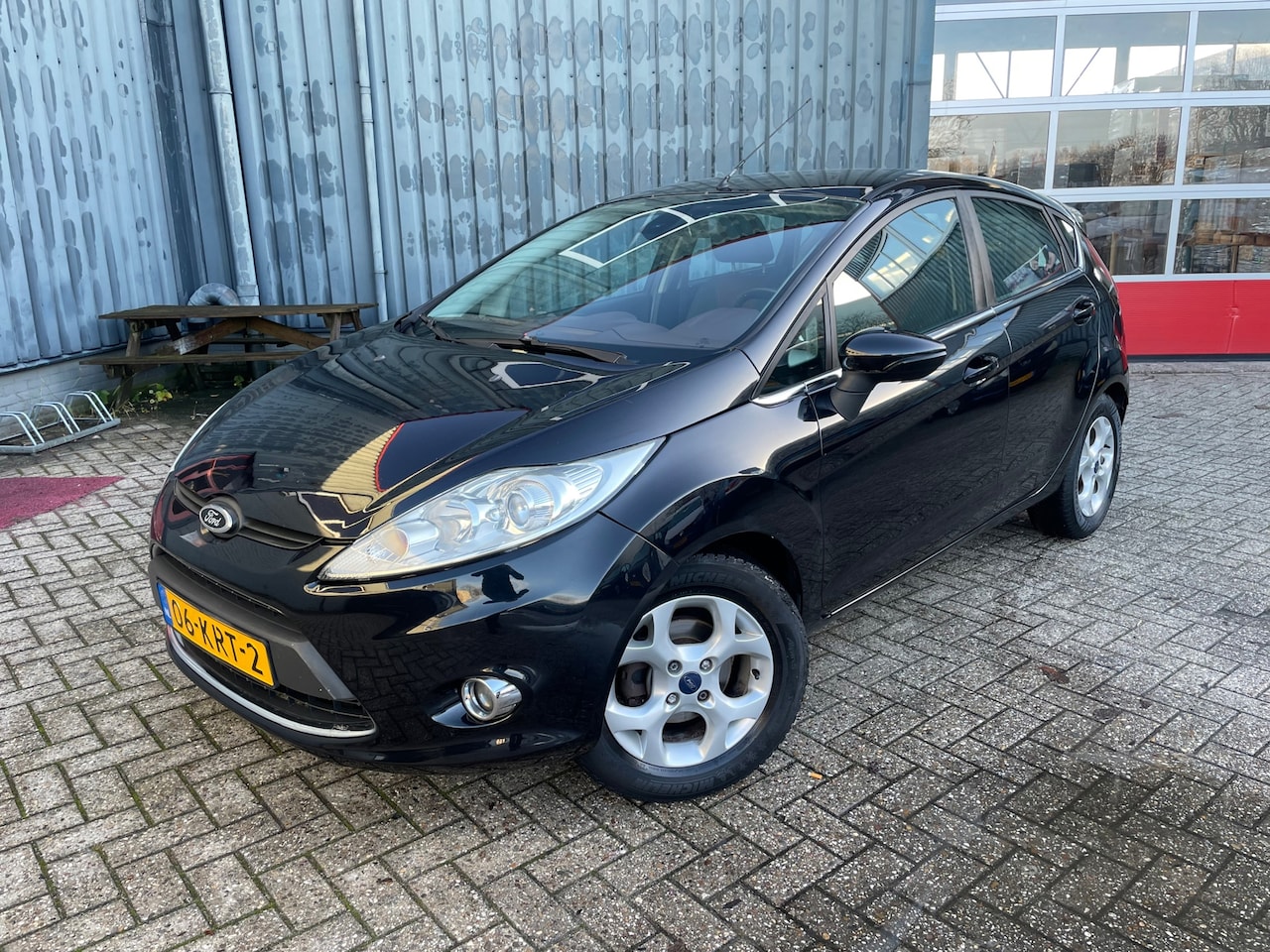 Ford Fiesta - 1.6 Titanium APK / Airco / NAP / Cruis Control - AutoWereld.nl