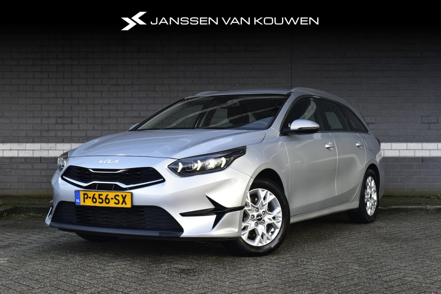 Kia Cee'd Sportswagon - Ceed 1.5 T-GDi DynamicLine / Navigatie / Camera / 160 PK - AutoWereld.nl