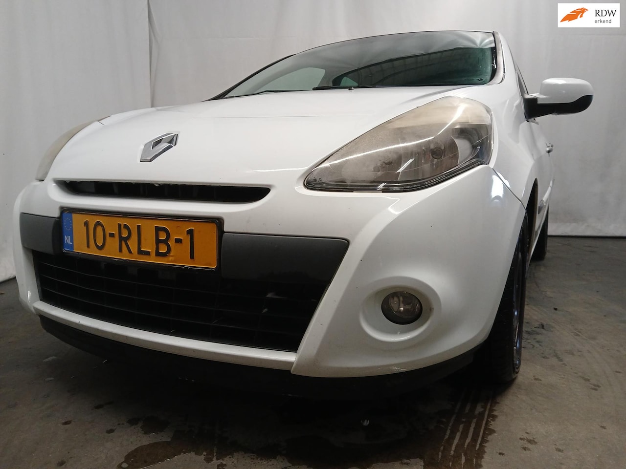 Renault Clio - 1.5 dCi Parisienne - Airco - Navi - Export - Schade - AutoWereld.nl