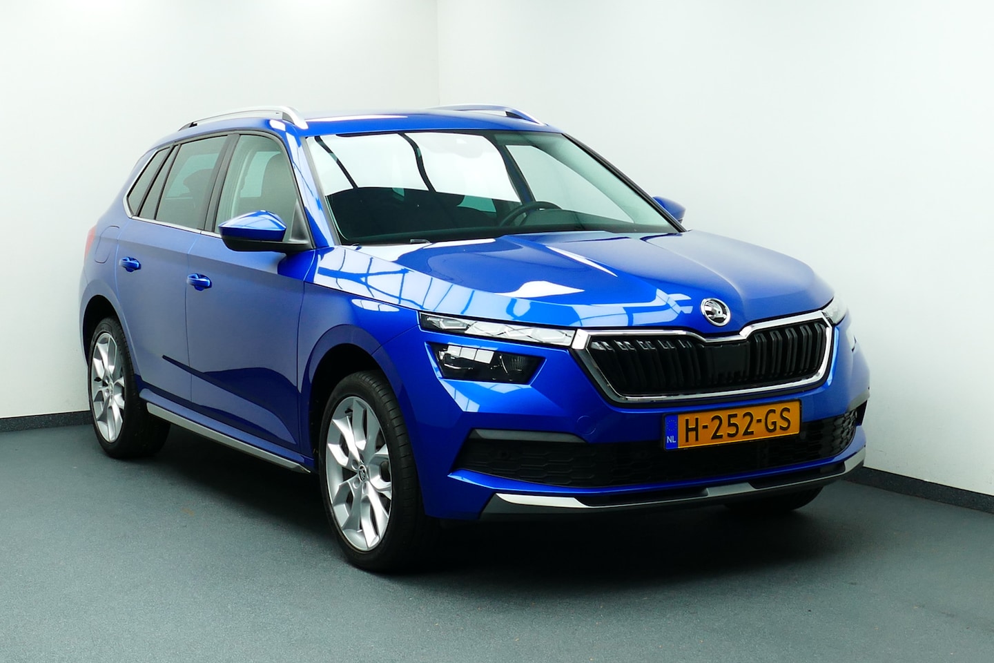 Skoda Kamiq - 1.0 TSI Business Edition 1-Eig. Virt Cockpit, Navi, Led Koplampen, 18"LMV, PDC V+A - AutoWereld.nl