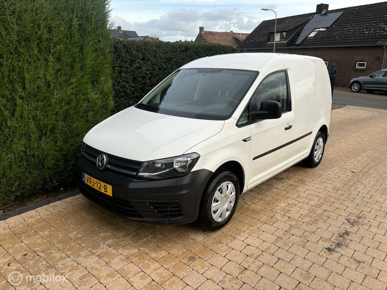 Volkswagen Caddy - Bestel 2.0 TDI L1H1 BMT Economy Business - AutoWereld.nl