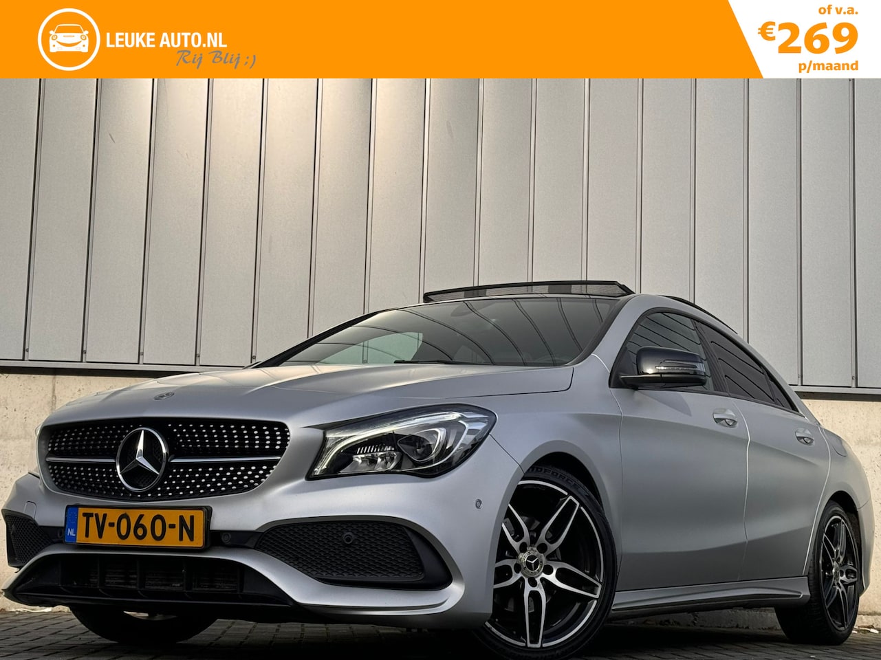 Mercedes-Benz CLA-Klasse - 180 Automaat AMG Night Pano Camera Stoelverwarming - AutoWereld.nl