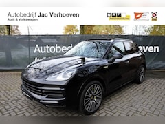 Porsche Cayenne - 3.0 E-Hybrid 462pk|Panoramadak|Dealer Onderhoud|Luchtvering|Automaat|