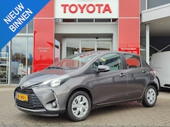 Toyota Yaris - 1.5 VVT-i Design Red TREKHAAK AIRCO CRUISE BLUETOOTH CAMERA NL-AUTO