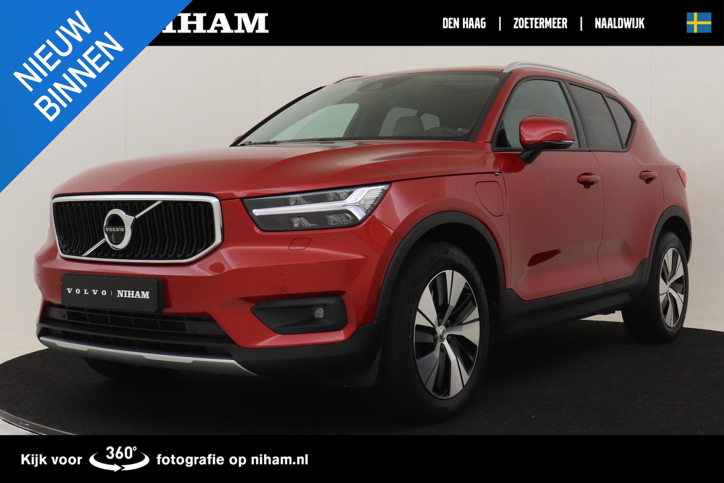 Volvo XC40 - 1.5 T5 TWIN ENGINE MOMENTUM PRO |PANORAMADAK|360 CAMERA|HK AUDIO|TREKHAAK - AutoWereld.nl