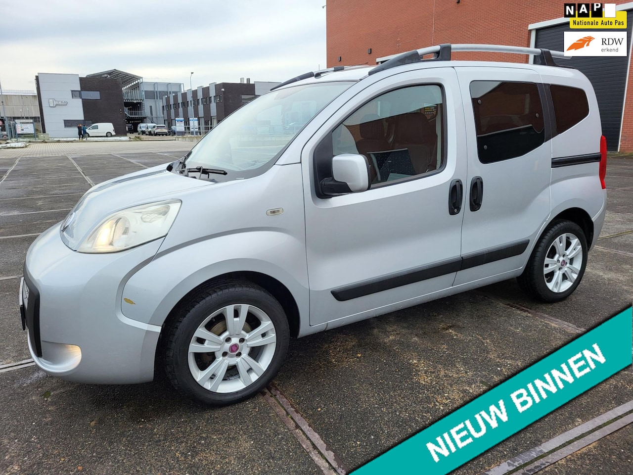 Fiat Qubo - 1.4 Dynamic navi, trekhaak,TOP STAAT. orgn nl auto - AutoWereld.nl