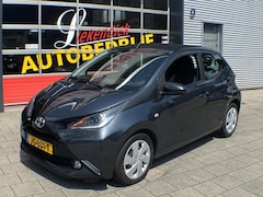 Toyota Aygo - 5Drs -1.0 VVT-i X-Wave Cabrio ( Electrisch dak ) - Navigatie / Apple CarPlay I Airco I LED