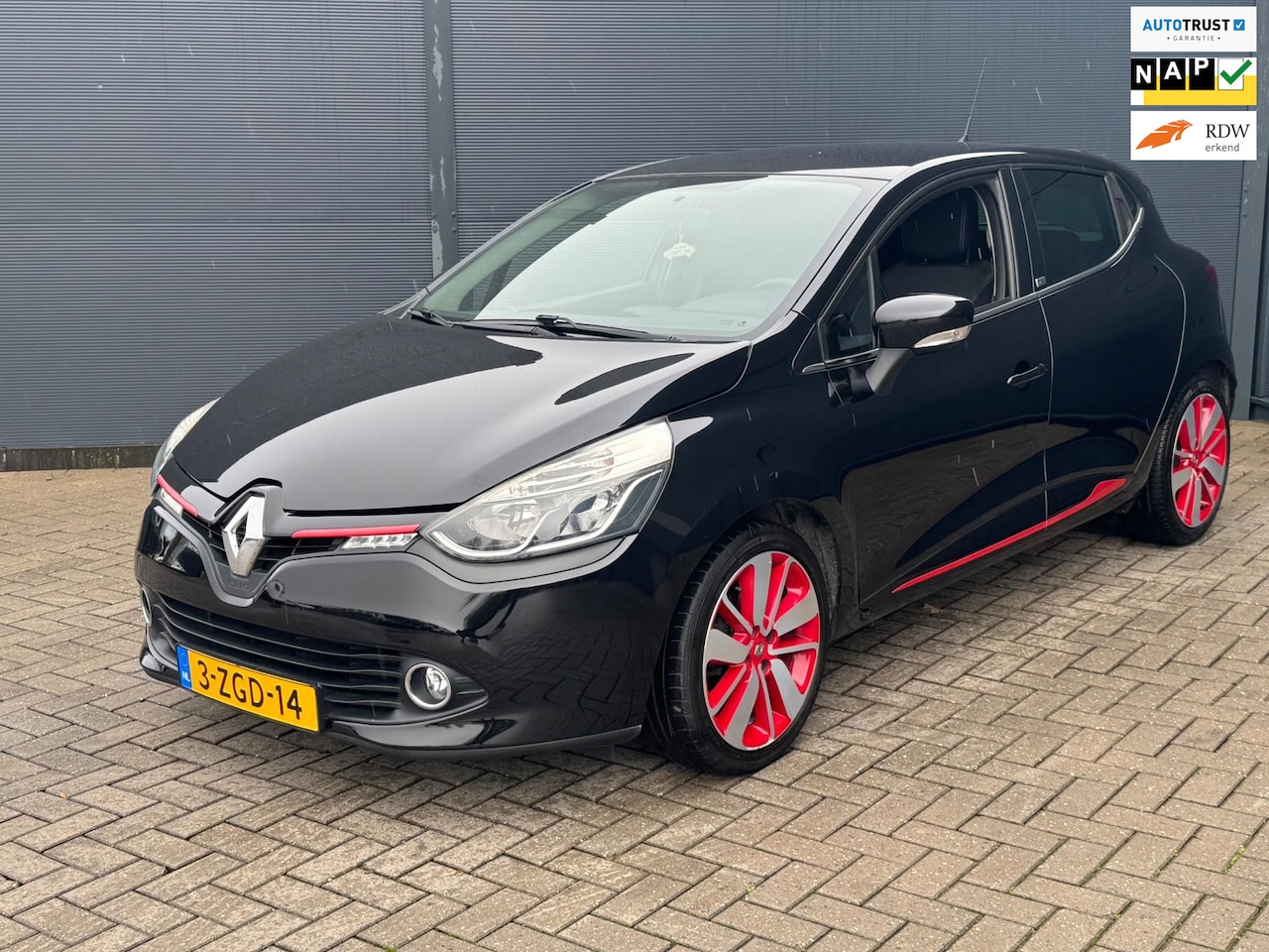 Renault Clio - 0.9 TCe ECO Night&Day / Camera / Navi / 65.000 Nap !! - AutoWereld.nl