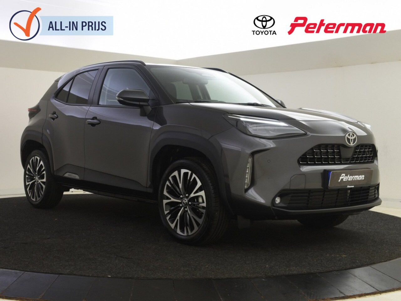 Toyota Yaris Cross - 1.5 Hybr 130 Executive | PDC V+A | Stuur en Stoelverwarming | El - AutoWereld.nl