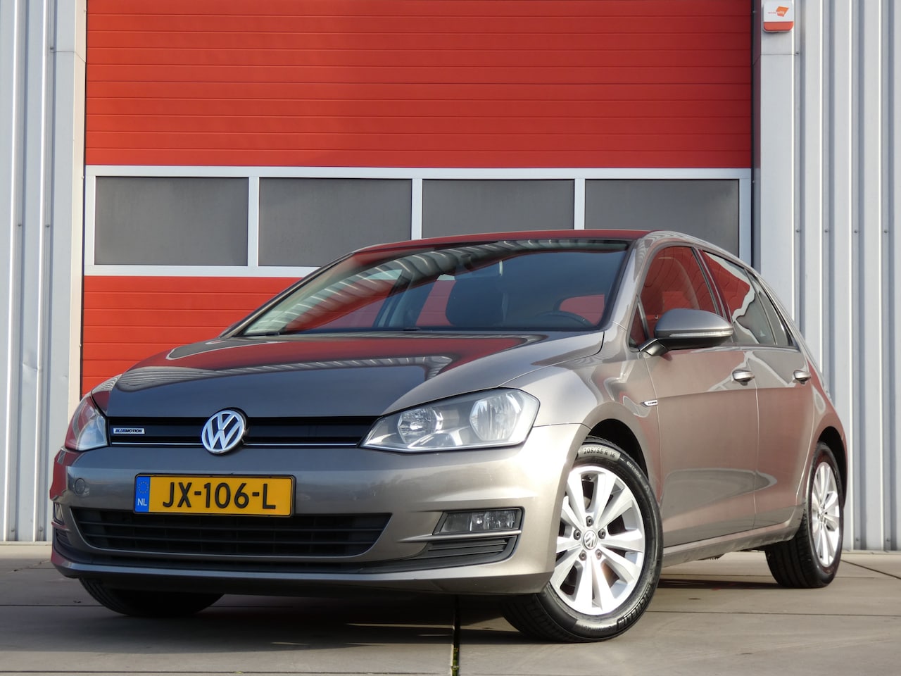 Volkswagen Golf - 1.0 TSI Edition/ zeer mooi - AutoWereld.nl