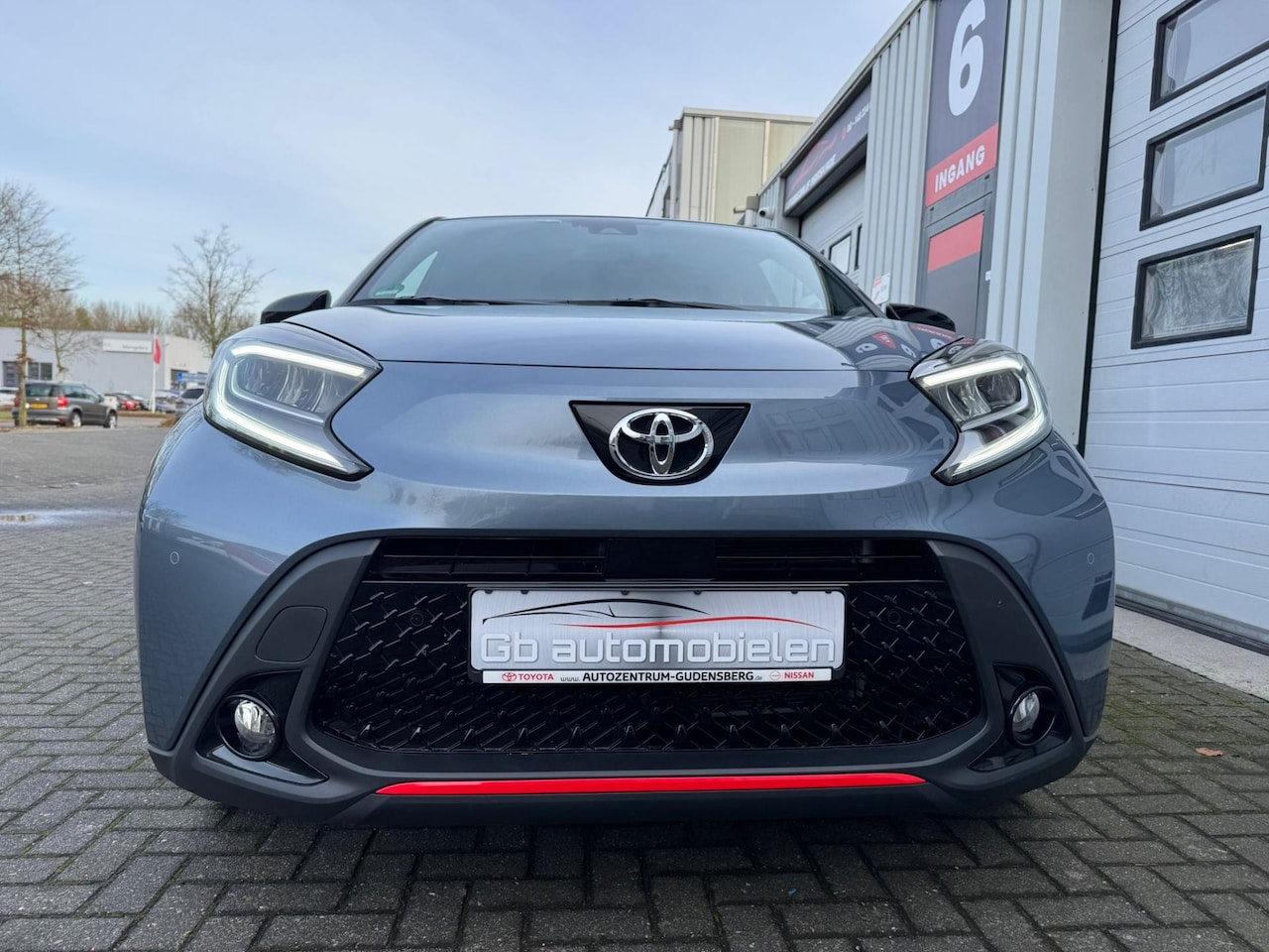 Toyota Aygo X - 1.0 VVT-i S-CVT Undercover Jun Takahashi Editie Automaat - AutoWereld.nl