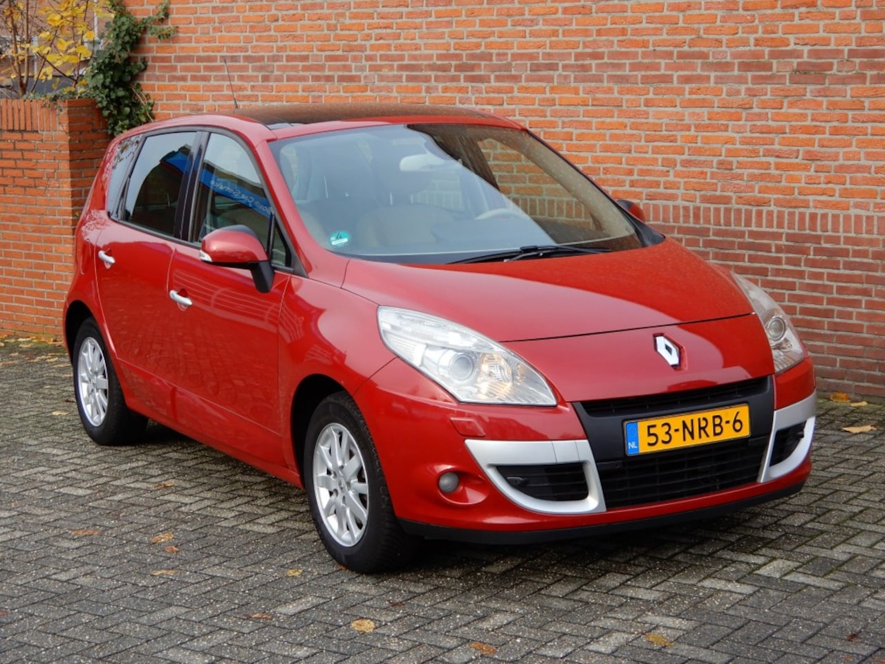 Renault Scénic - 2.0 PRIVILEGE   automaat Panorama - AutoWereld.nl