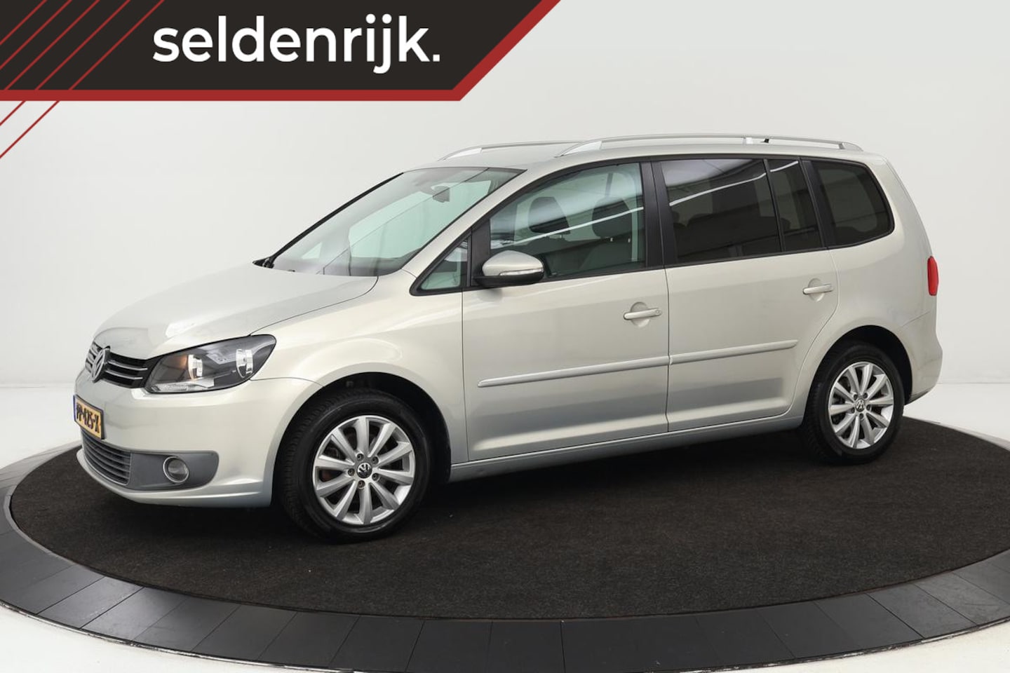 Volkswagen Touran - 1.4 TSI Highline 7 persoons | Trekhaak | Navigatie | Climate control | Cruise control | PD - AutoWereld.nl