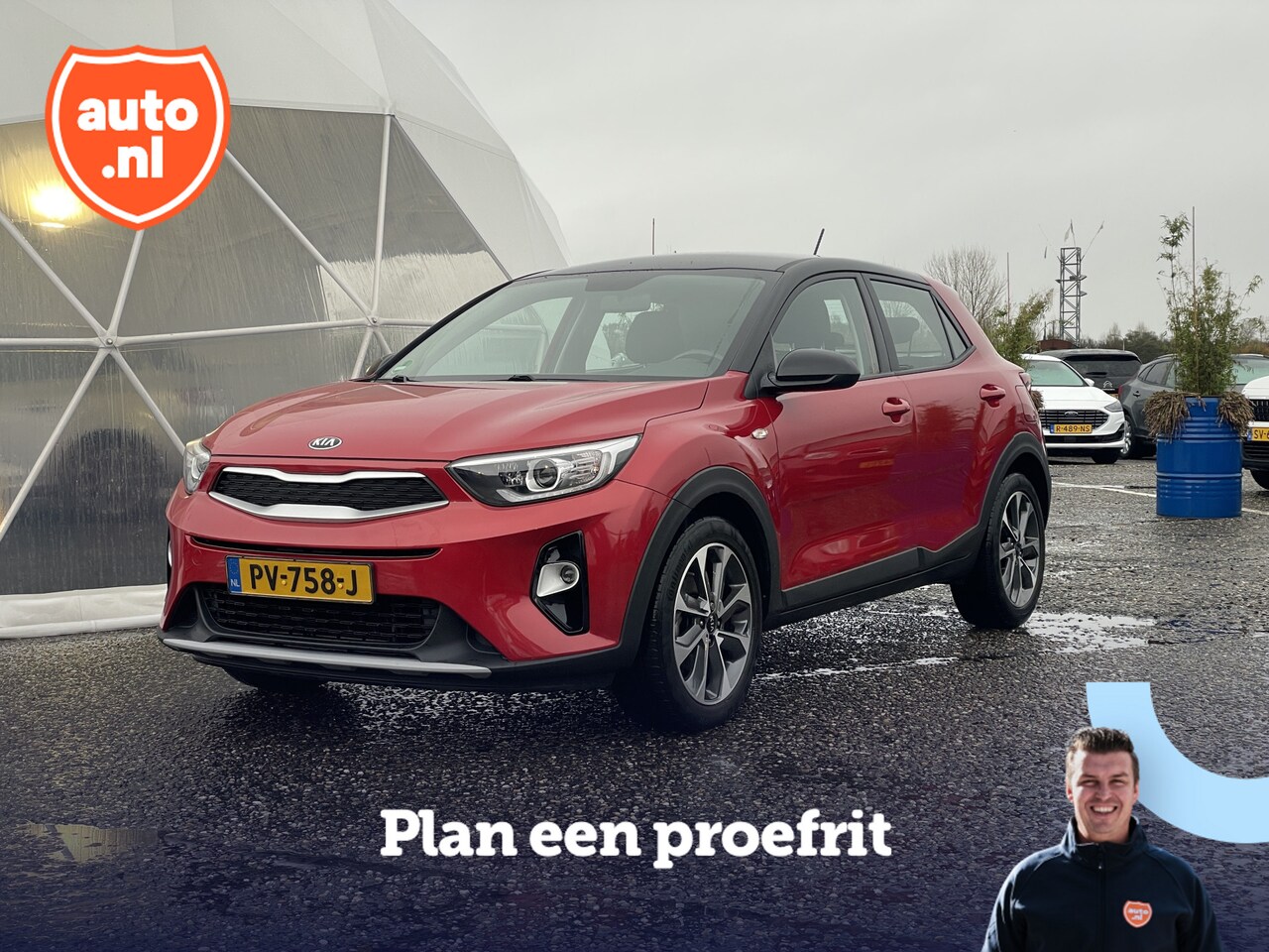 Kia Stonic - 1.0 T-GDi ComfortPlusLine Navigator | Camera | Carplay | Trekhaak | Navigatie | 17" LM Vel - AutoWereld.nl