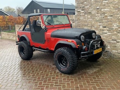 Jeep 4x4 CJ - V8 automaat