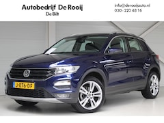 Volkswagen T-Roc - 1.5 TSI Style Business DSG Navigatie | Parkeersensoren | Spiegelpakket | Lichtsensor