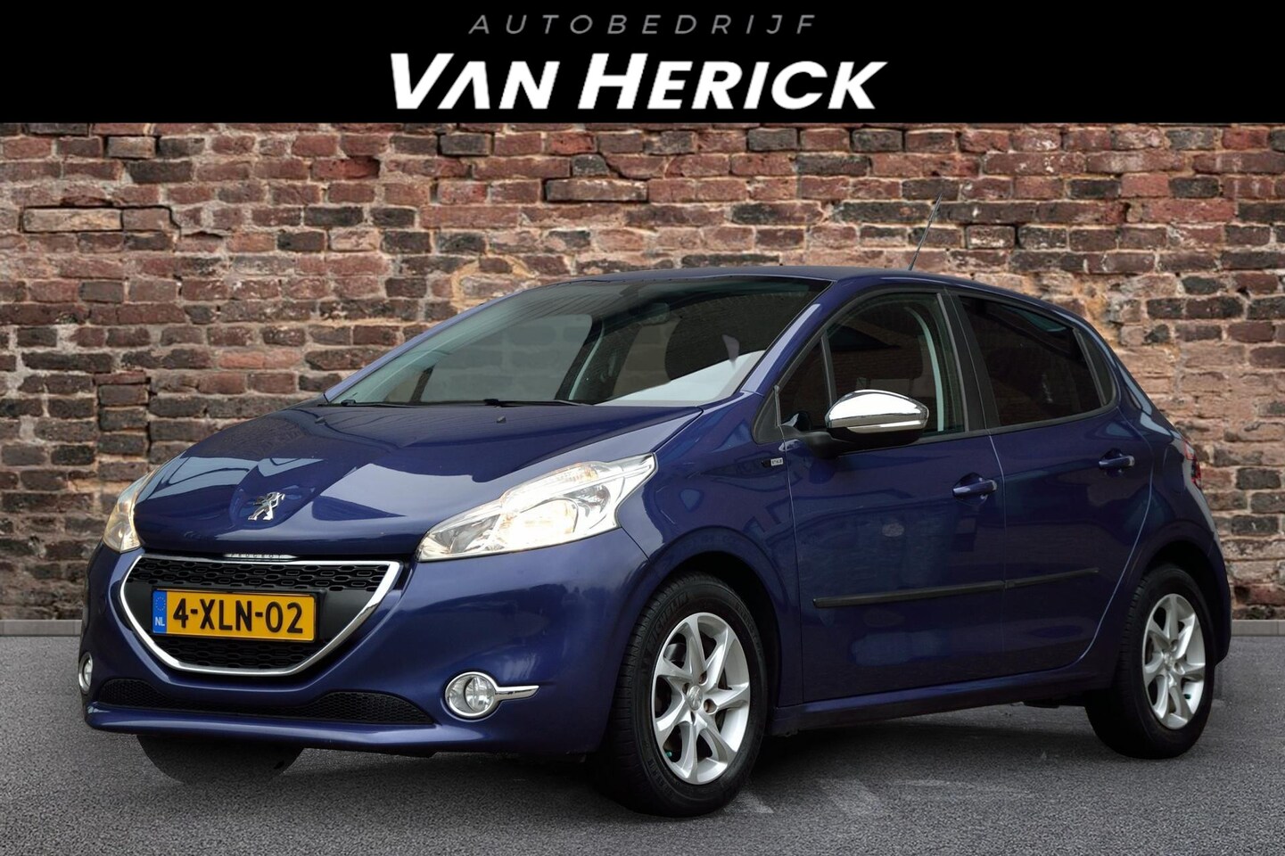 Peugeot 208 - 1.2 VTi Style 5-Deurs | Cruise | Airco | Lm Velgen - AutoWereld.nl