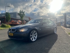 BMW 3-serie - 325i High Executive