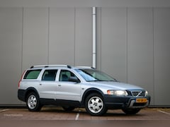 Volvo XC70 - 2.4 D5 Summum | Dealer onderhouden | Standkachel | Leder | Xenon | Trekhaak | Automaat