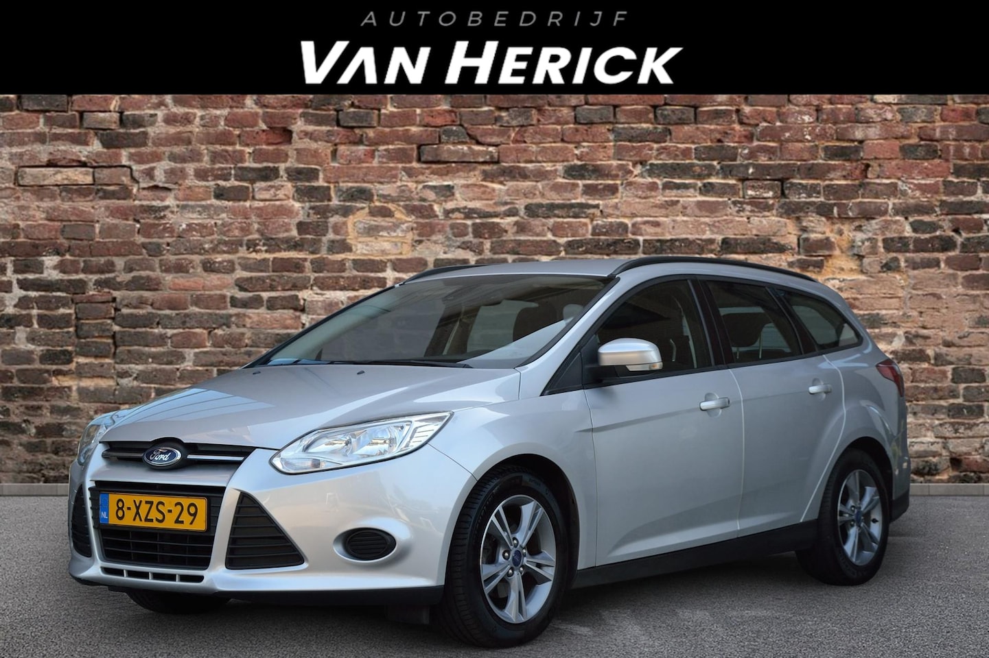 Ford Focus Wagon - 1.0 EcoBoost Edition | Cruise | Navi | Airco | LM Velgen - AutoWereld.nl