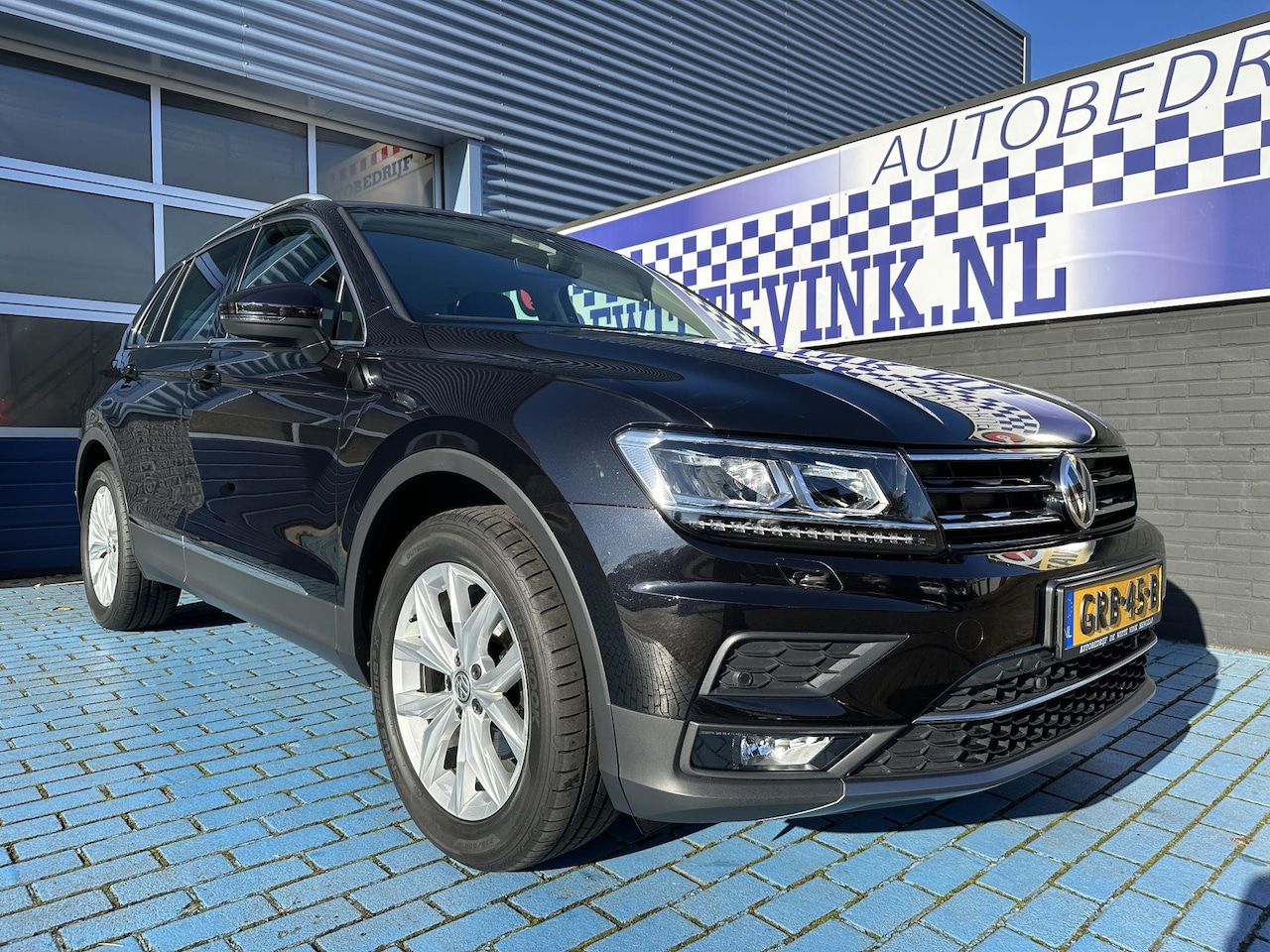 Volkswagen Tiguan - 1.5 TSI Highline ADAP CRUISE STOELVERW. APPLE - AutoWereld.nl