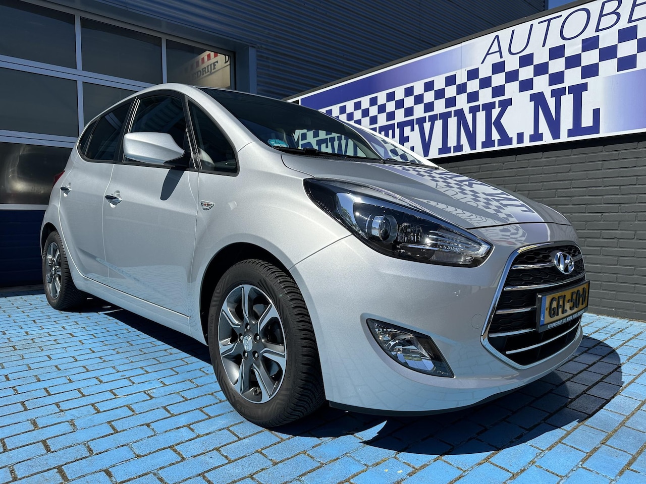 Hyundai ix20 - 1.4i CRUISE STOEL+STUUR VERW. HOGE INSTAP - AutoWereld.nl