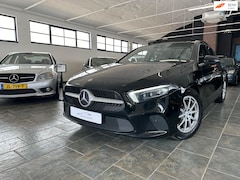 Mercedes-Benz A-klasse - A200| Burmester | trekhaak | Elekt stoelen | camera |Pano |