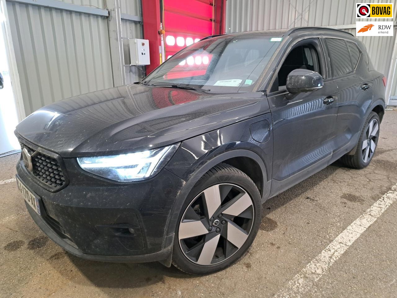 Volvo XC40 - 1.5 T5 Recharge Plug-in PHEV Ultimate Dark - AutoWereld.nl