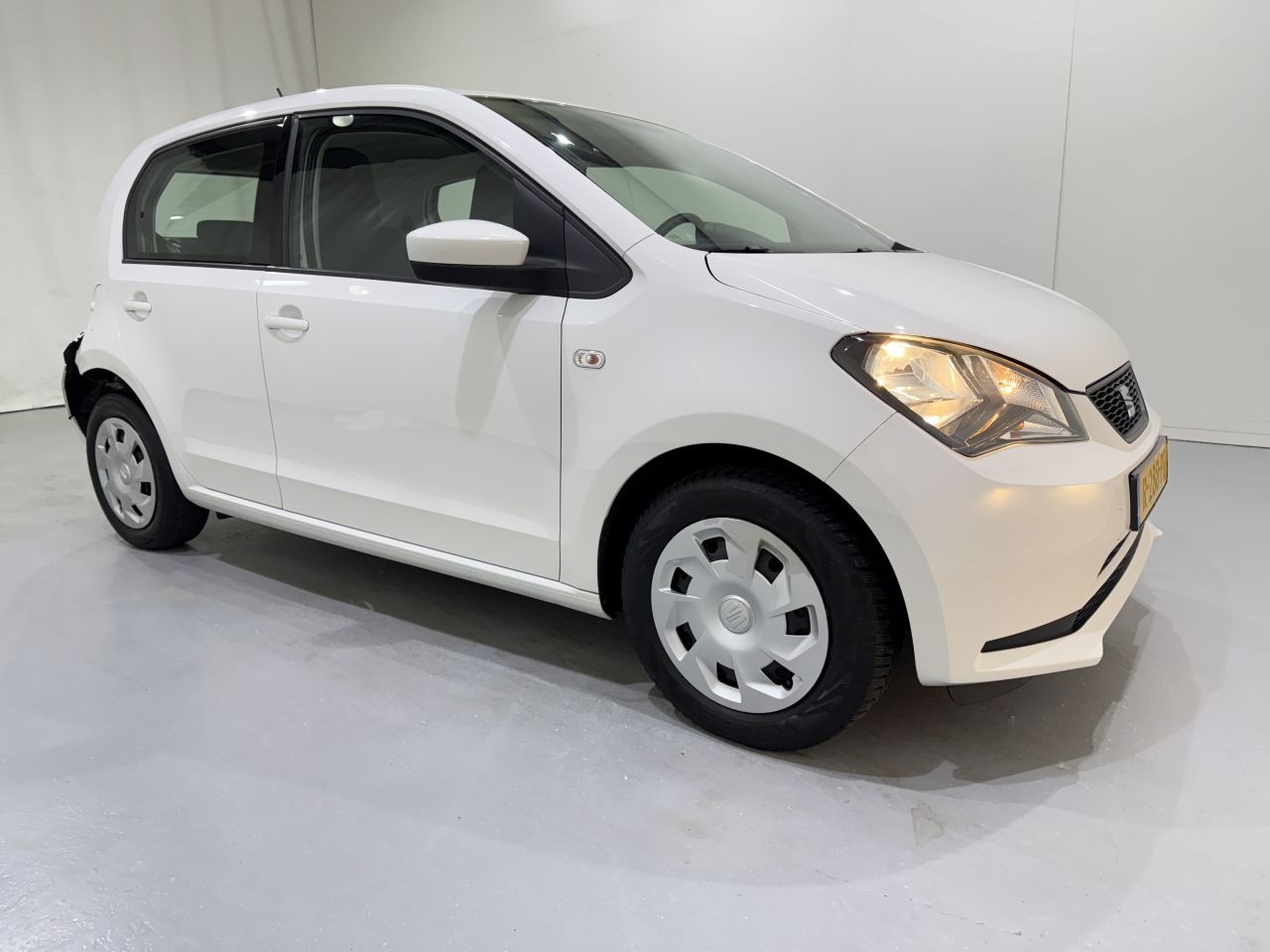 Seat Mii - 1.0 Style intense Airco - AutoWereld.nl