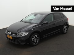 Volkswagen Polo - 1.0 TSI Life Business 95 PK | Navigatie | Stoelverwarming | App Connect | Climate Control