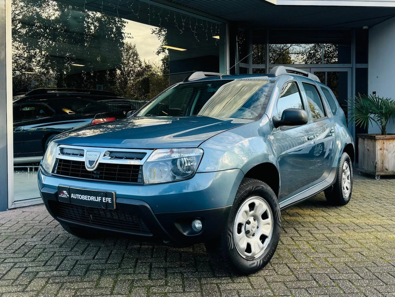 Dacia Duster - 4X4 1.6 Lauréate - AutoWereld.nl