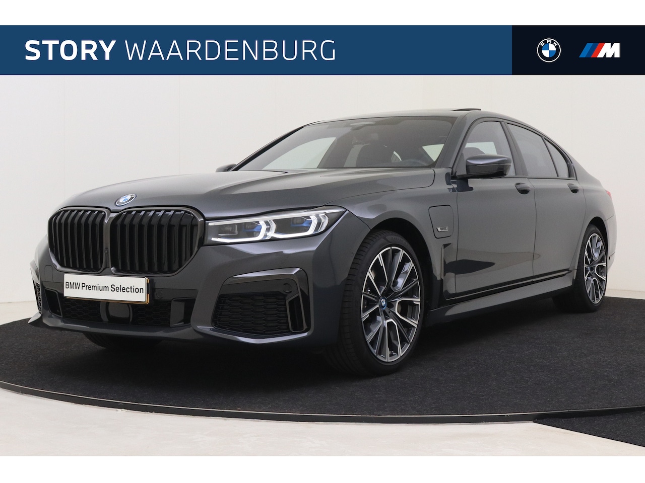 BMW 7-serie - 745e High Executive M Sport Automaat / Schuif-kanteldak / Laserlight / Active Steering / P - AutoWereld.nl