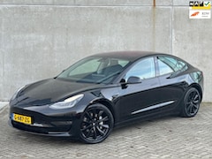 Tesla Model 3 - Long Range AWD 75 kWh 2019 Zwart AUTOPILOT| 19"