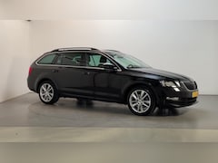 Skoda Octavia Combi - 1.5 TSI 150pk DSG Greentech Business Edition Leder-Stof Stoelverwarming App-Connect