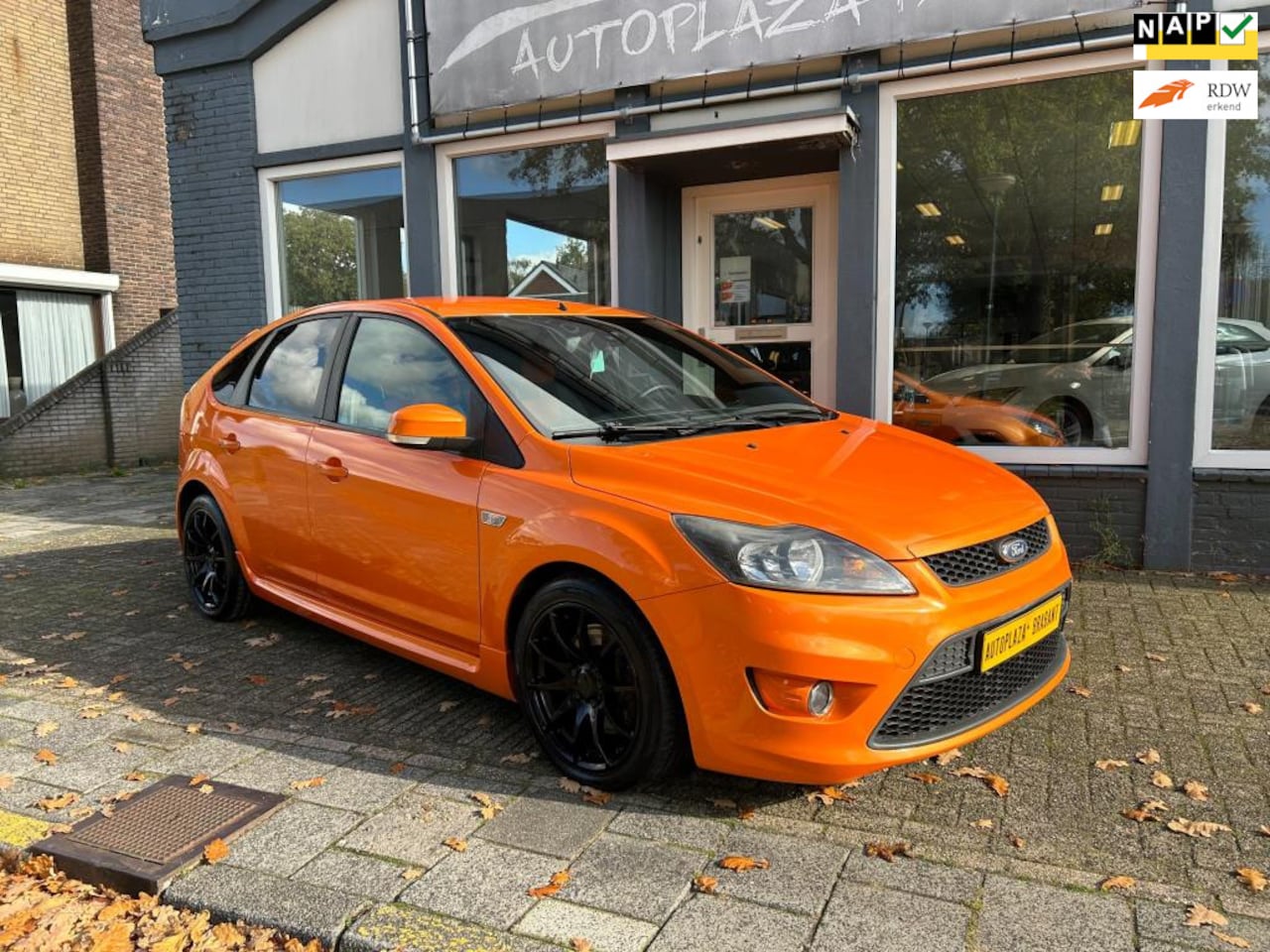 Ford Focus - 2.5 ST / CLIMAT / PDC / STOELVV / AUX - AutoWereld.nl