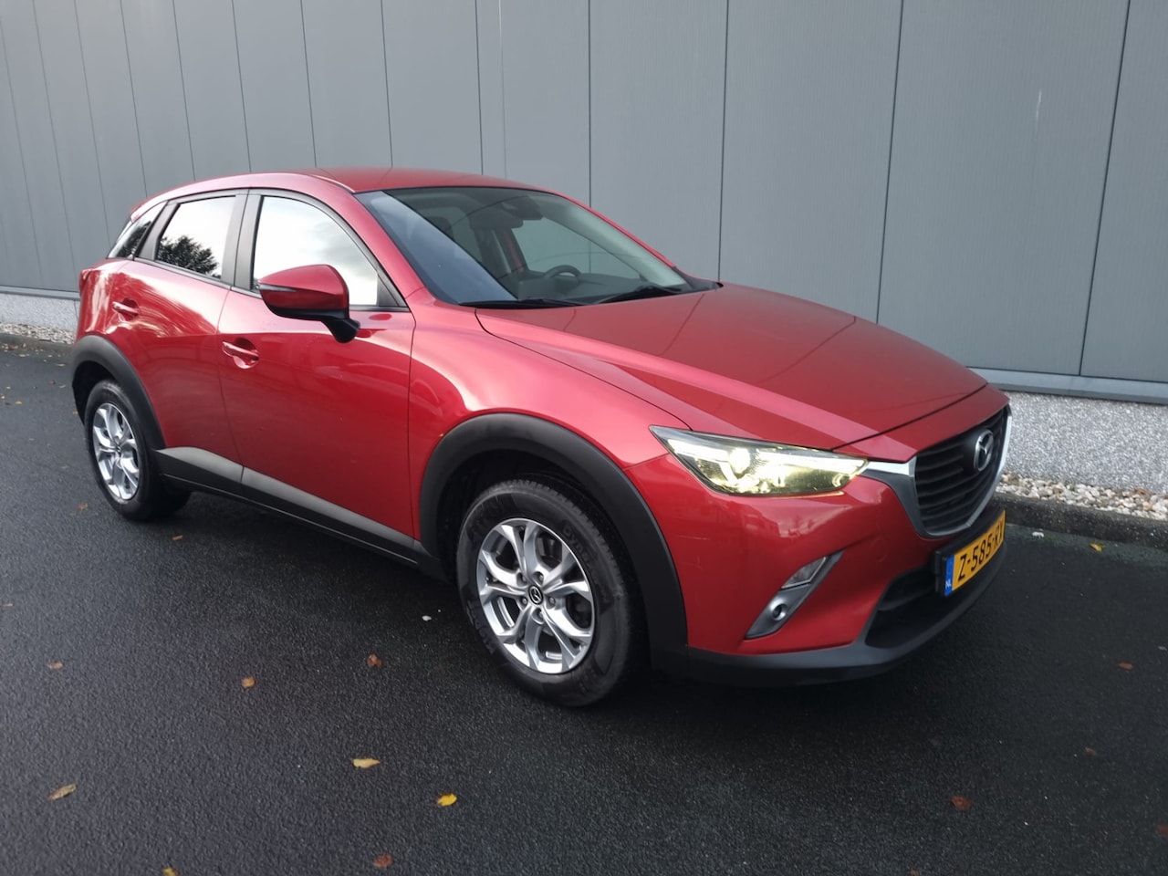 Mazda CX-3 - 2.0 SkyActiv-G 120 Dynamic | Navigatie | Verwarmde stoelen - AutoWereld.nl