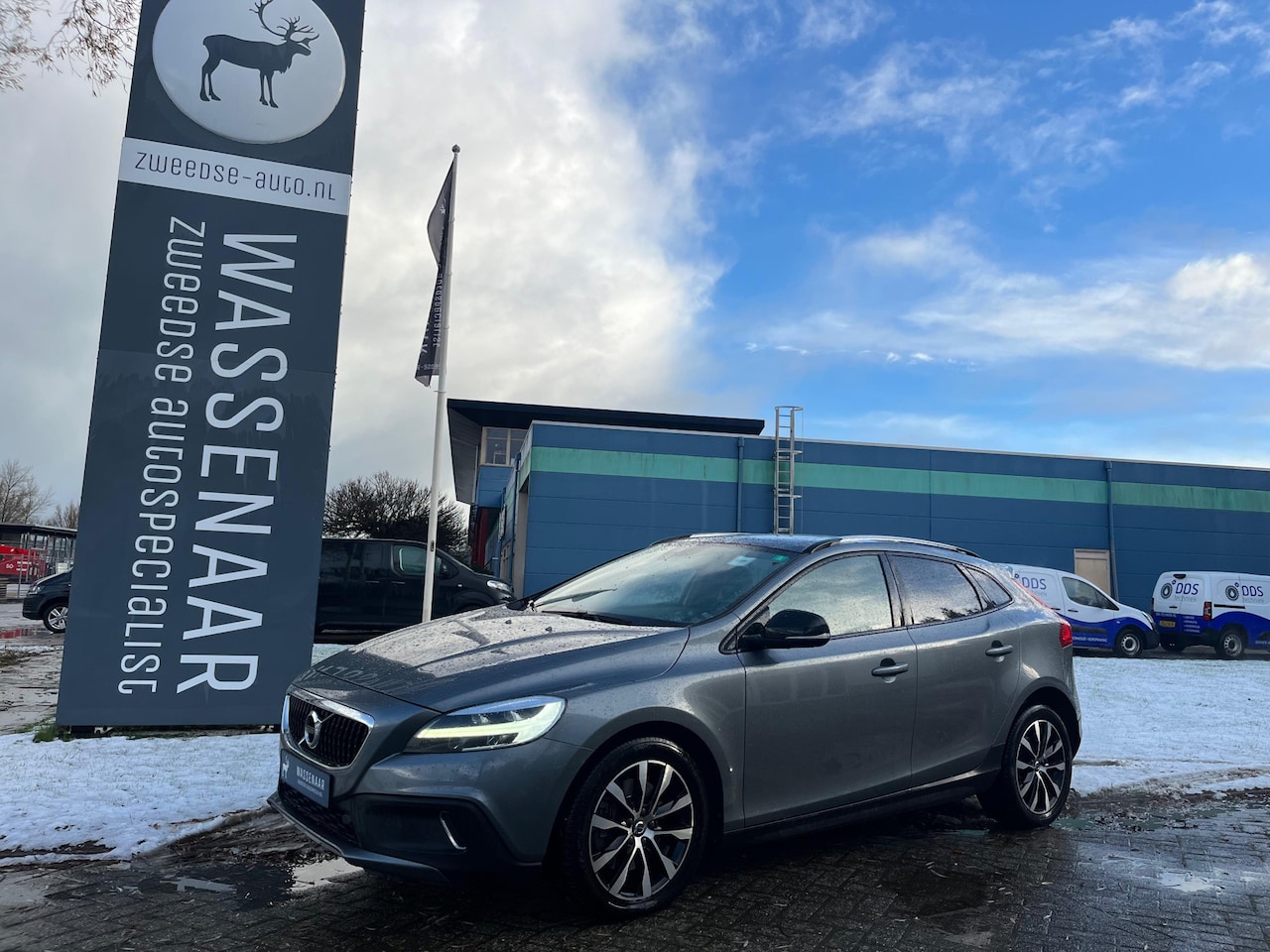 Volvo V40 Cross Country - T3 Polar+ Luxury | Rijklaarprijs | Trekhaak | - AutoWereld.nl