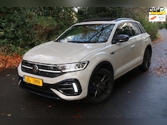 Volkswagen T-Roc - 2.0 TSI 4Motion R Akrapovic Pano 300PK beats