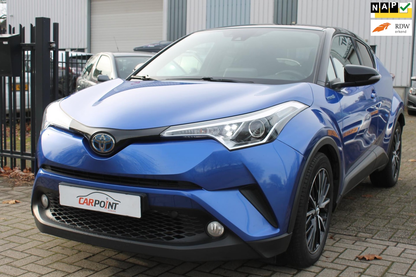 Toyota C-HR - 1.8 Hybrid Bi-Tone Navi Keyless LED LaneAssyst! - AutoWereld.nl