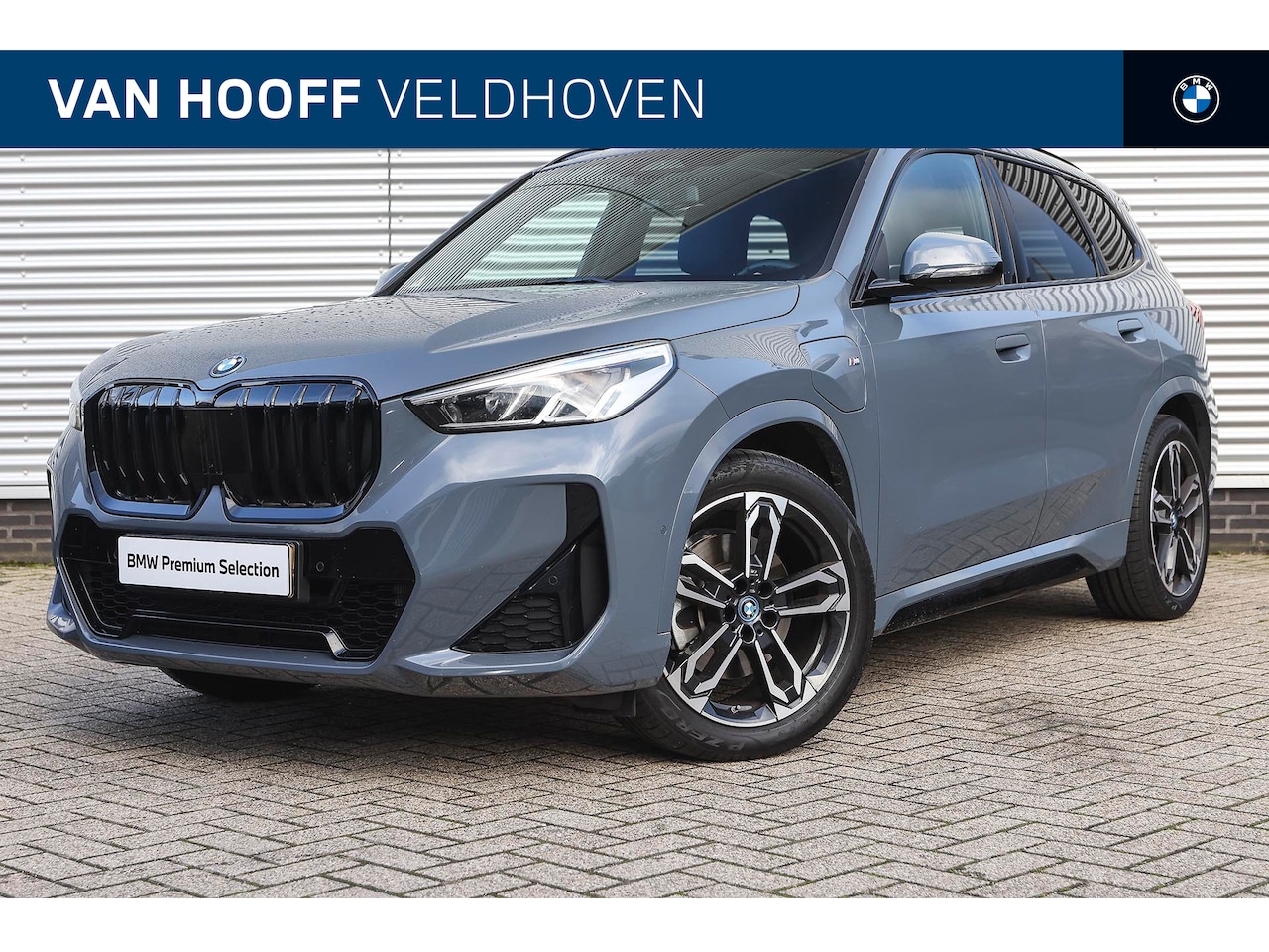 BMW X1 - xDrive25e High Executive M Sport Automaat / Panoramadak / Trekhaak / Sportstoelen / Stoelv - AutoWereld.nl