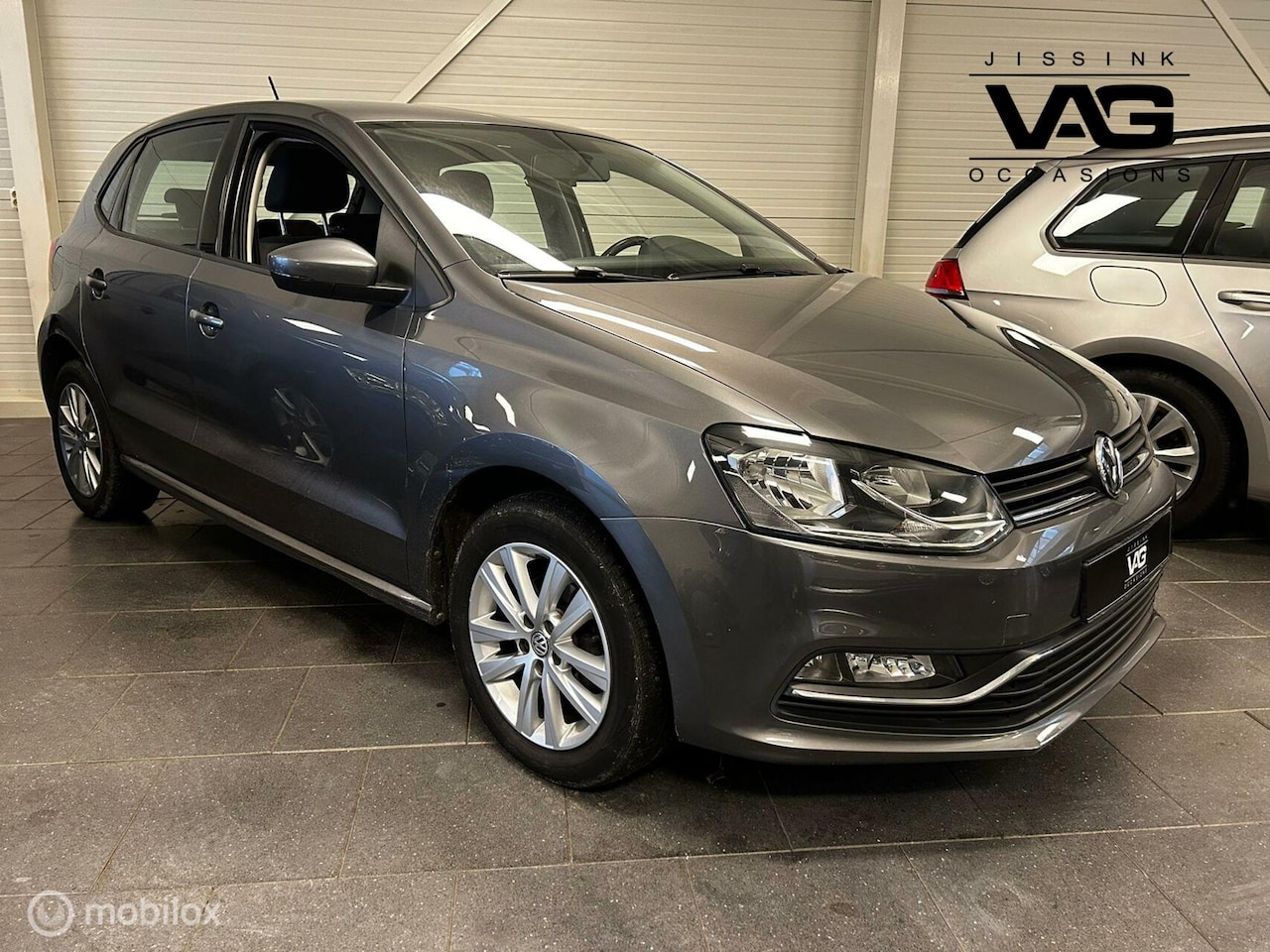 Volkswagen Polo - 5D 1.2 TSI Airco Cruise Bluetooth 15" LMV - AutoWereld.nl