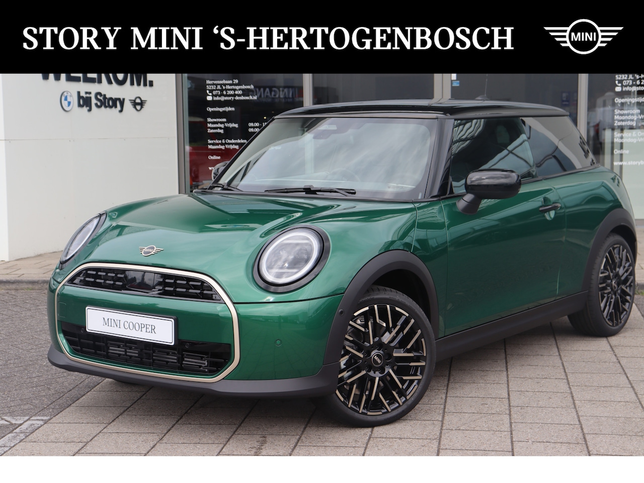 MINI Cooper - C / Favoured Trim / Pakket M / 18 inch Night Flash Spoke 2-tone - AutoWereld.nl