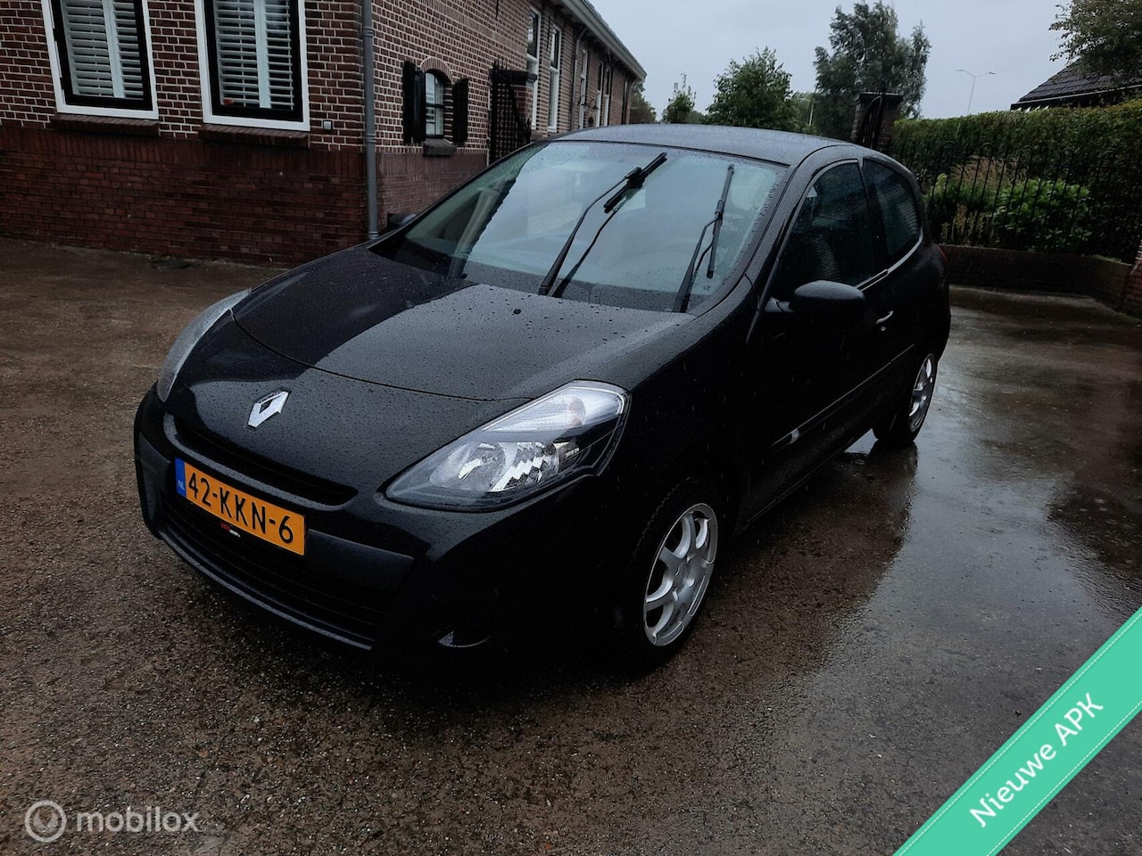 Renault Clio - 1.2 Special Line Airco/Navi/Nw-Apk/Nap! - AutoWereld.nl