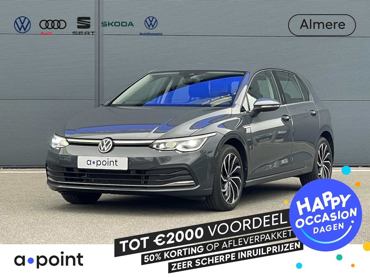 Volkswagen Golf - 1.5 eTSI Style | IQ light pakket | Parkeersensoren | Sfeerverlichting | Carplay | Dodehoek - AutoWereld.nl