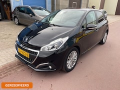 Peugeot 208 - 1.2 PureTech Signature nov-2018 Navigatie 100% dealer onderhouden met Boekjes en NAP